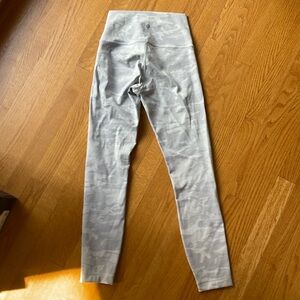 Lululemon light grey camo leggings -
Size 8